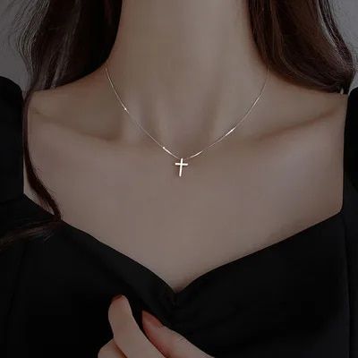 Stainless Steel Cross Necklace Pendant Necklace for Women Crucifix Christianity Jesus Necklace Chains