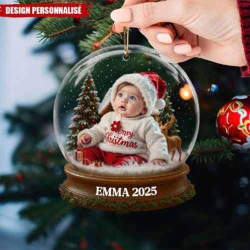 Personalisiertes Acryl-Ornament – Babys erster Weihnacht mit Santa und Rentier Kostüm