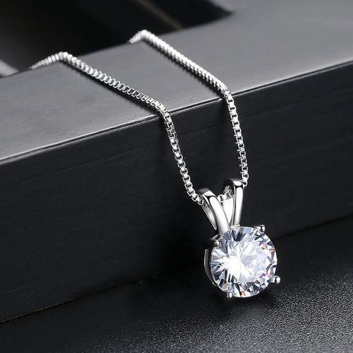 Fine Jewelry Classic Diamond Pendant White