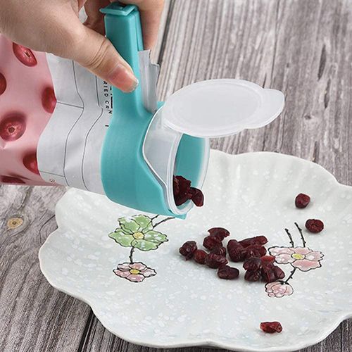 Foldable plastic bag clips for pouring kitchen food storage mouth organization tippable dry food storage sealant
