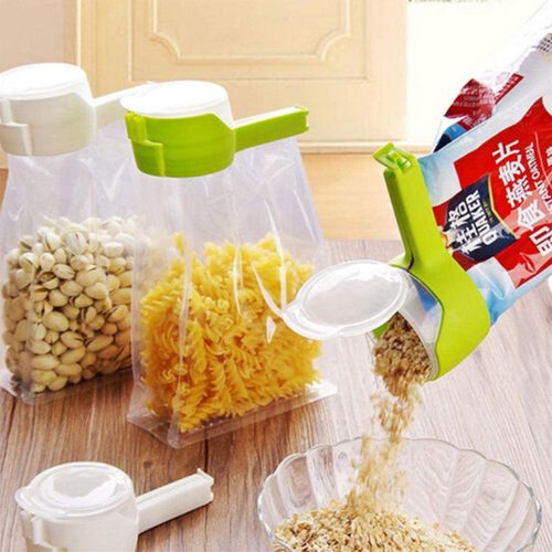 Foldable plastic bag clips for pouring kitchen food storage mouth organization tippable dry food storage sealant