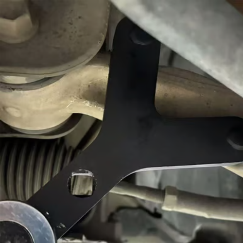 Car lower control arm disassembly tool