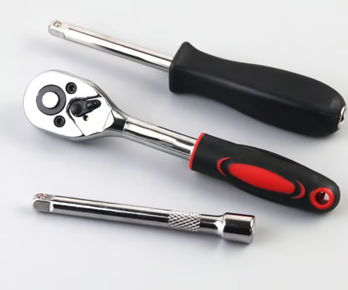 ✨ Fall in love with this Ratchet! 💪 Equipped with 31 socket bits and unparalleled precision, it's ideal for navigating tight spaces and tackling heavy-duty jobs. Enjoy power, performance, and versatility in a stylish package!