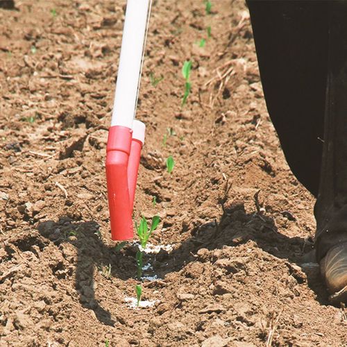 Portable handheld fertilizer spreader and seed planter with shoulder strap and storage bag, adjustable design suitable for corn, soybean, vegetables and fruit trees on farms, free shipping and cash on delivery.