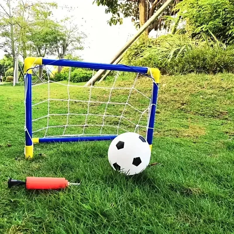 But de football en plastique pour enfants