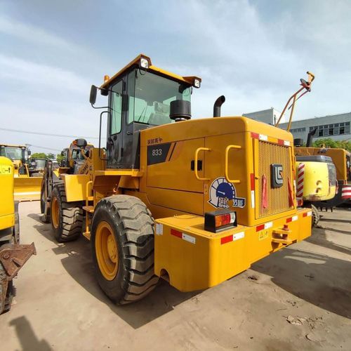 90% New-LiuGong CLG833 wheel loader(Bucket size 1.7m³)