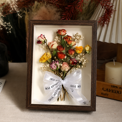 🌹 Preserve beautiful flowers and precious memories forever. A timeless decoration and a meaningful gift for someone special. 🎁✨
