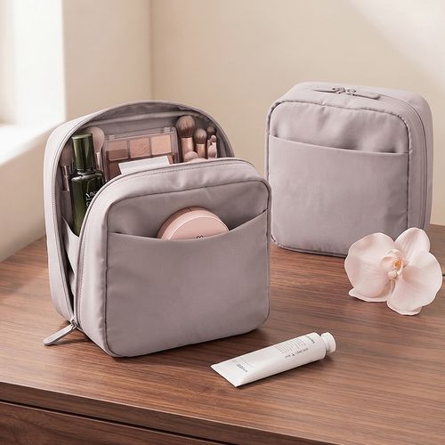 Upright Mini Makeup Bag, 14 x 6 x 16 cm