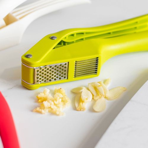 2-in-1 Garlic Press & Slicer