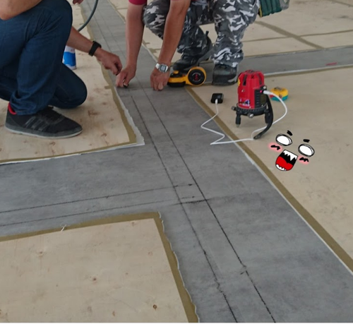 Durable Manual Chalk Line Roll with Spirit Level