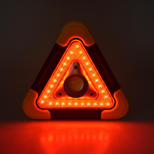 🚨 3-IN-1 Solar Emergency Triangle Warning Light 🚨