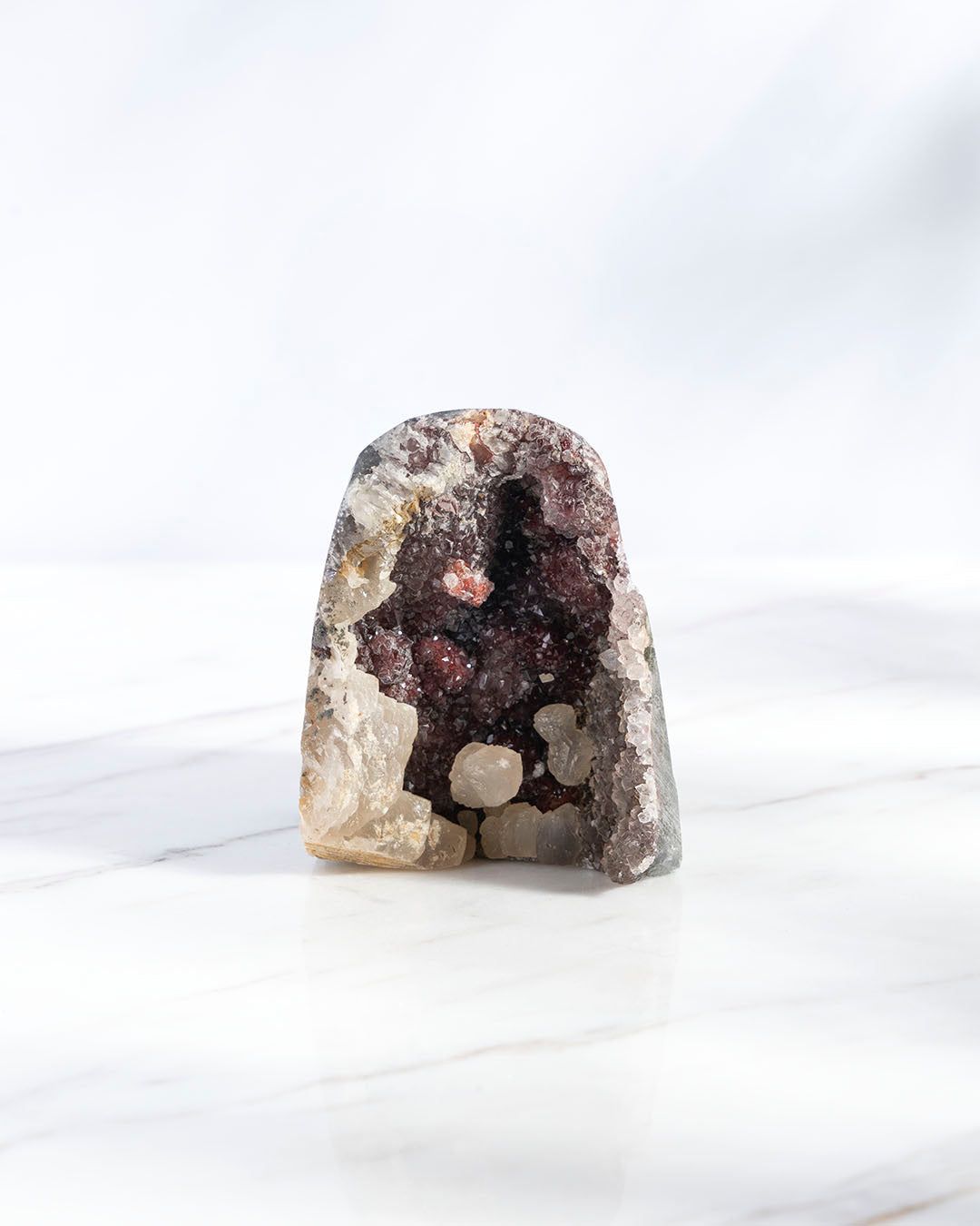 迷你彩晶鎭 Mini Rainbow Amethyst Standing Geode