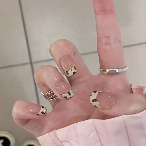 Wearable manicure high-end nail stickers removable