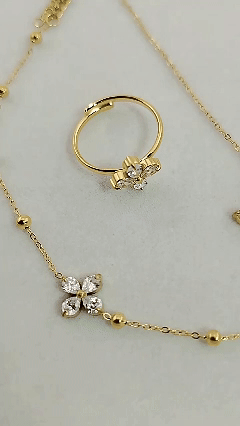Conjunto de Pulseira Feminina em Aço Cirúrgico: Zircônia Elegante, Estilo Instagramável, Nunca Desbota! (Design Exclusivo + Brilhante como Diamante
