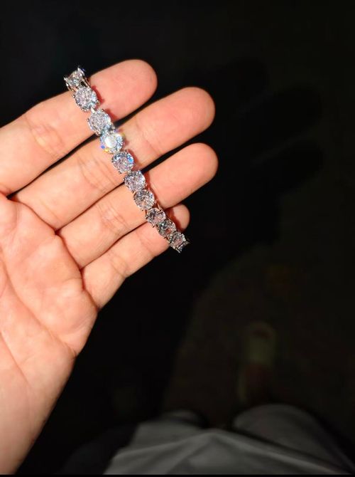One-carat single-row white diamond bracelet, private high-end customization, stunning sparkle