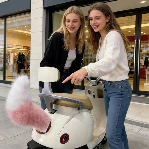 🦊✨Queue Renard Électrique à Distance : La Décoration Mignonne et Animée pour Votre Scooter ou Moto ! 🦊✨