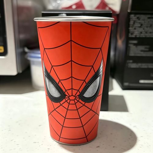 Gobelet à café glacé de 700 ml à changement de couleur, avec couvercle, paille et cadeaux