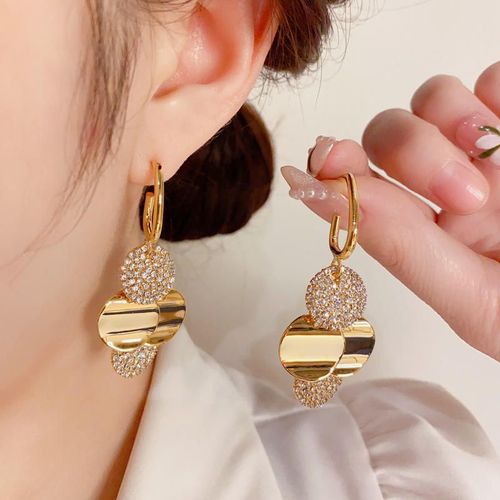 Stylish Metal Disc Tassel Earrings - Elegant, Luxury & High-End Design for WomEn