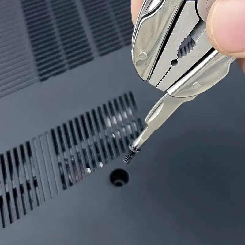 115 Mini pince à outils multi-usages