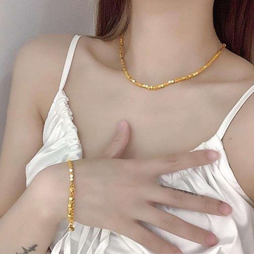 Fashion New Stainless Steel 18K Gold High-quality Simple Light Luxury Choker Necklace