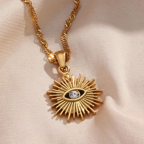 Radiant Diamond Eye Devil's Eye Link Chain Gold-Plated  Pendant Necklace