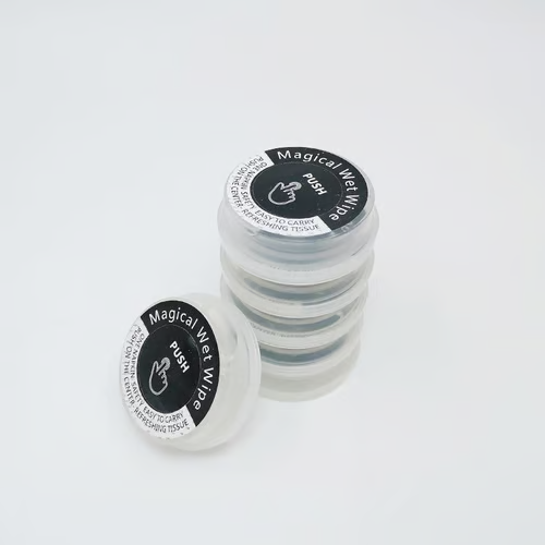 Hand wipes (50 wipes per pack)