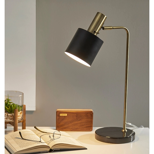 Long footed desk lamp