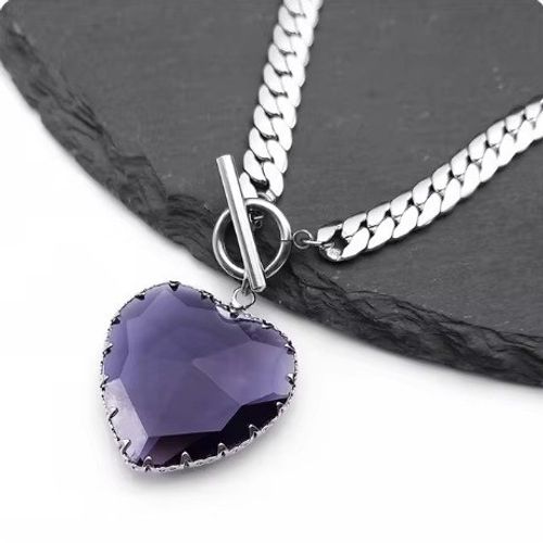 Cross-border gothic punk heart-shaped necklace for women, glass heart pendant, collarbone chain accessory