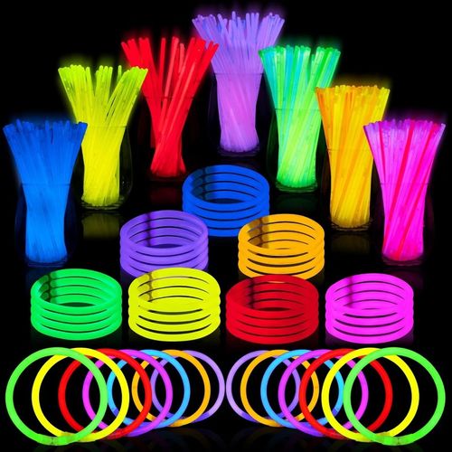 Glow Sticks: Toys for Easter and Christmas Gifts：Great deal—100 pieces