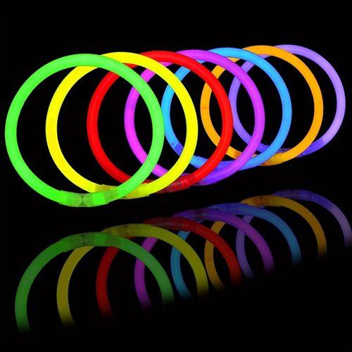 Glow Sticks: Toys for Easter and Christmas Gifts：Great deal—100 pieces
