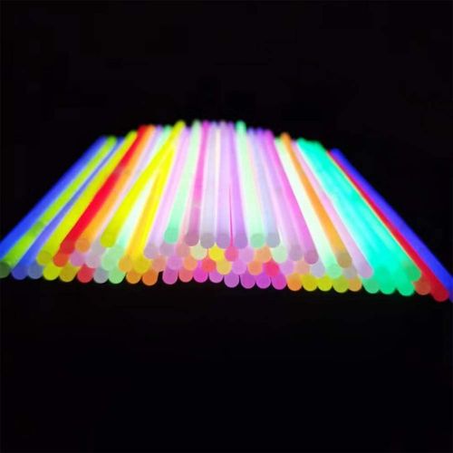 Glow Sticks: Toys for Easter and Christmas Gifts：Great deal—100 pieces