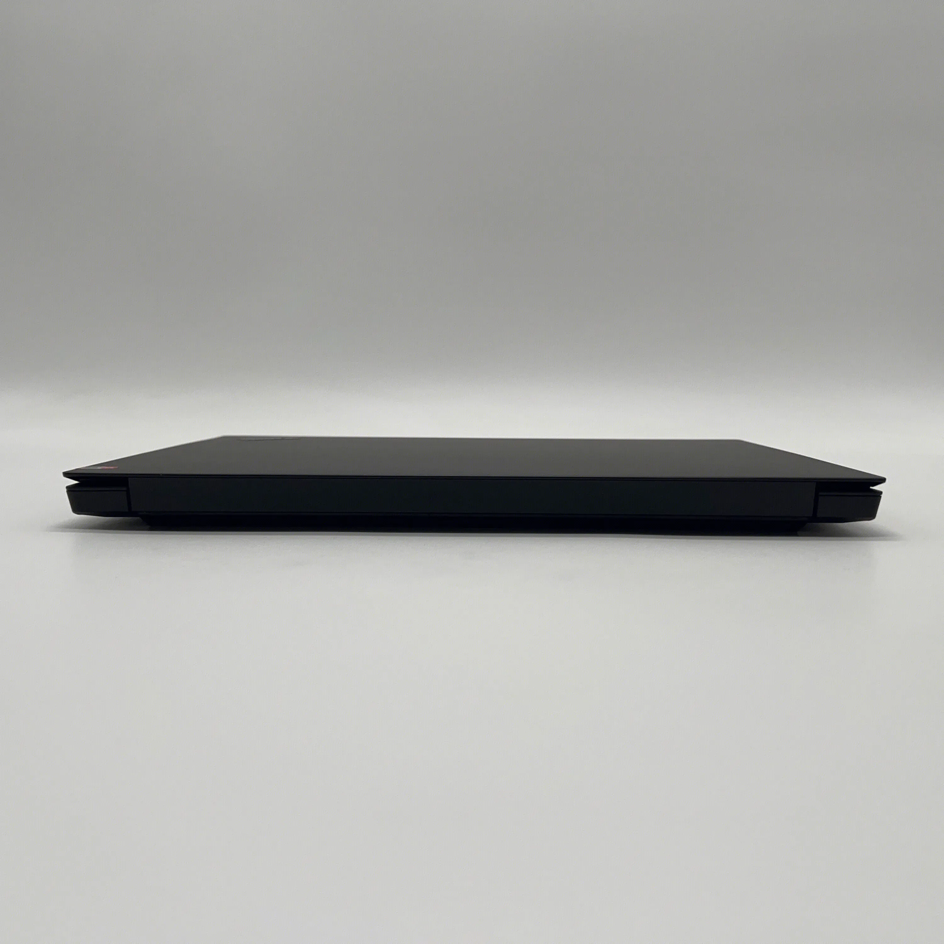 95% new and used Lenovo laptops E14