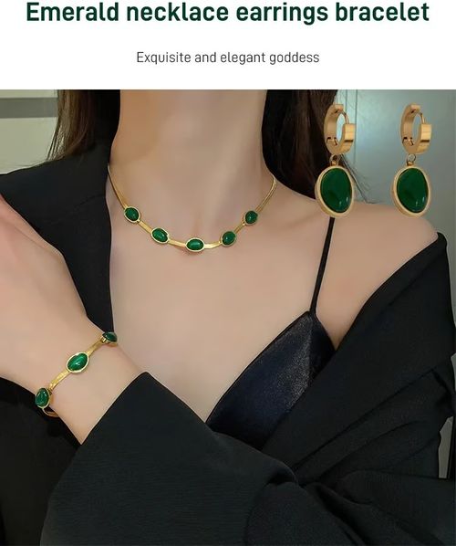 Emerald necklace earrings bracelet
