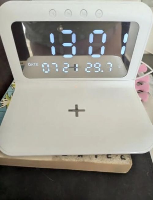 Wireless multi-function charging station | DIGIBASE