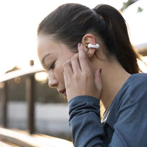 Clip-on bone conduction sports Bluetooth earphones