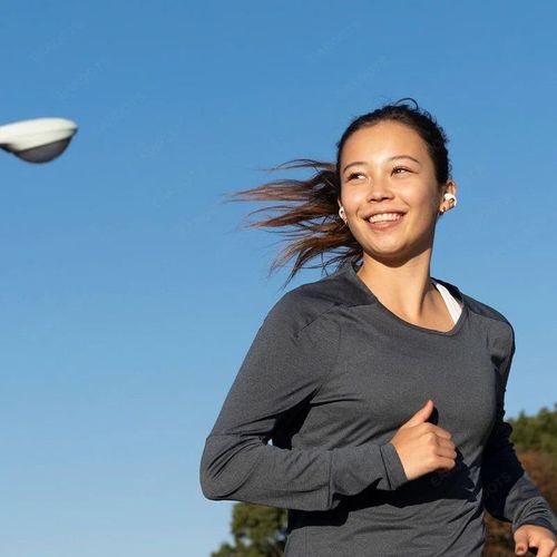 Clip-on bone conduction sports Bluetooth earphones