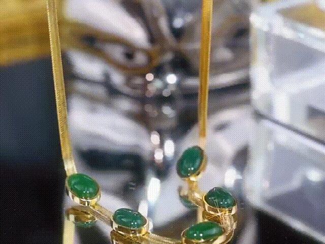 Emerald necklace earrings bracelet