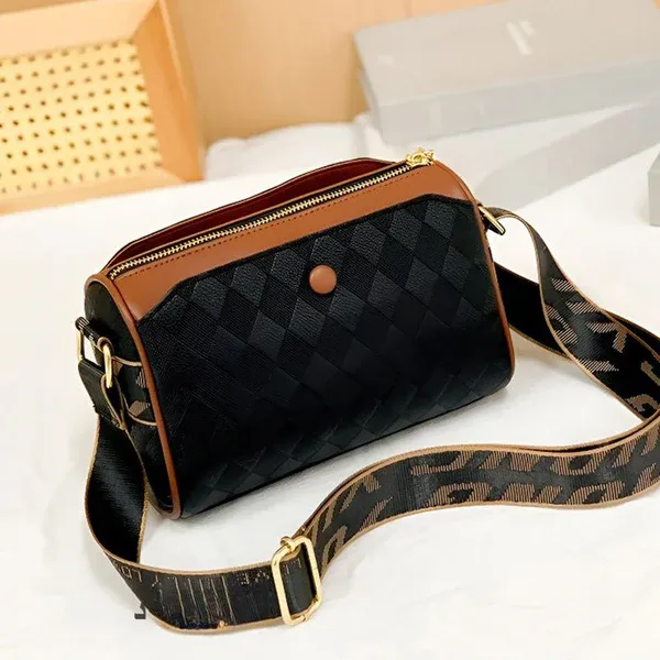 👉Diamond pattern crossbody bag with large capacity in three layers