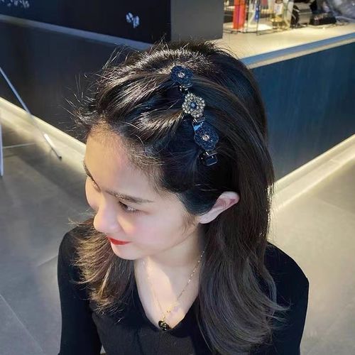 ✨Sparkling Crystal Stone Braided Hair Clips✨