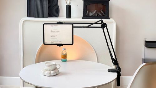 360-degree rotating adjustable and stable multifunctional aluminum alloy stand metal cantilever desktop mobile phone iPad stand