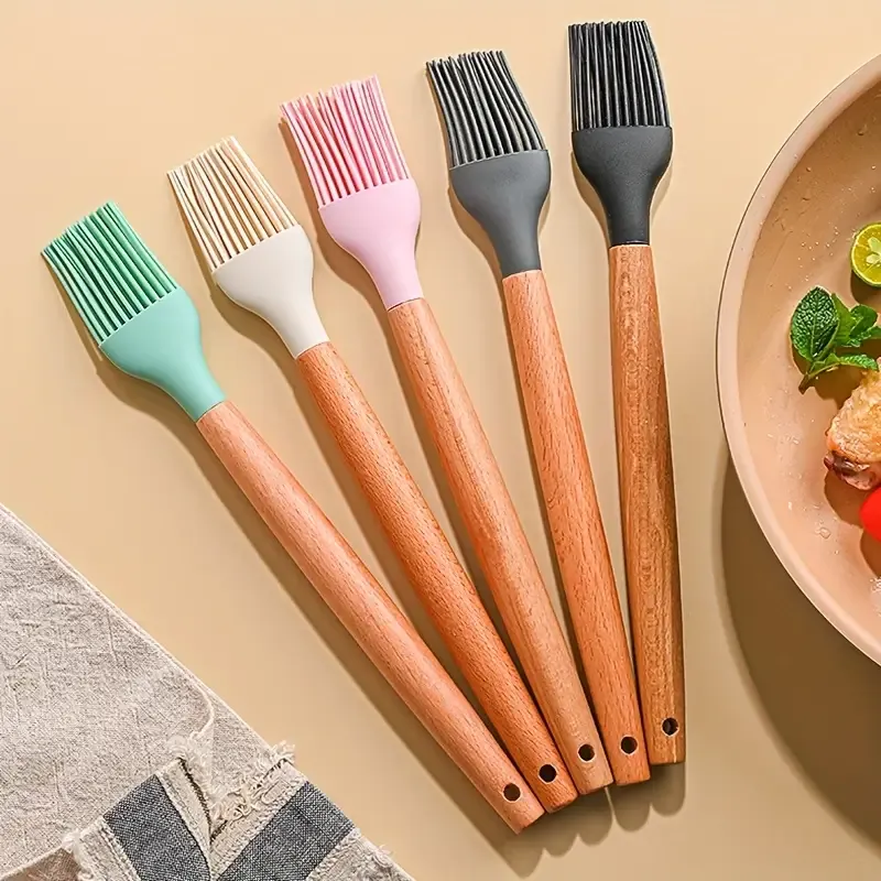 2 pieces, wooden handle silicone brush, silicone baking pastry brush, cooking brush, barbecue brush, kitchen brush for baking and cooking food