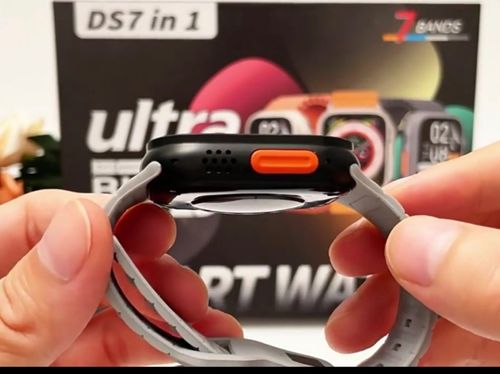 DS7 Multi-Strap Bluetooth Calling Smartwatch