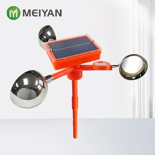 Solar-powered bird repeller
