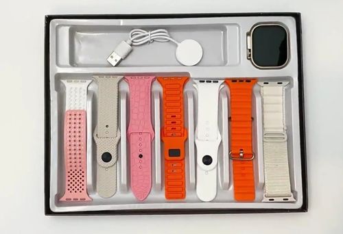 DS7 Multi-Strap Bluetooth Calling Smartwatch