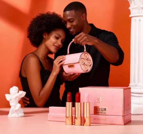 HOMPAR Mini Bag Lipstick Set  4 Matte Shades in Elegant Case