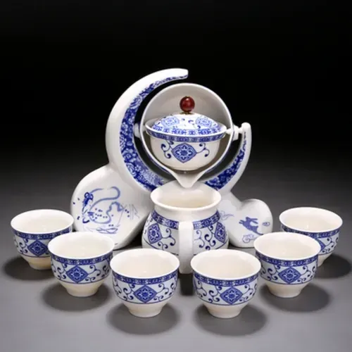 Chang'e Tea Infuser by Yue Ruyi