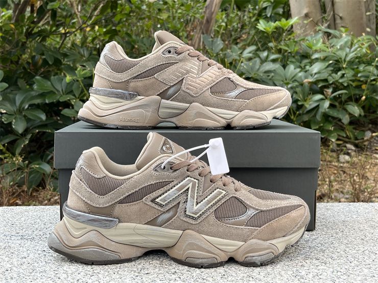 New Balance 9060 Low Mushroom U9060PB