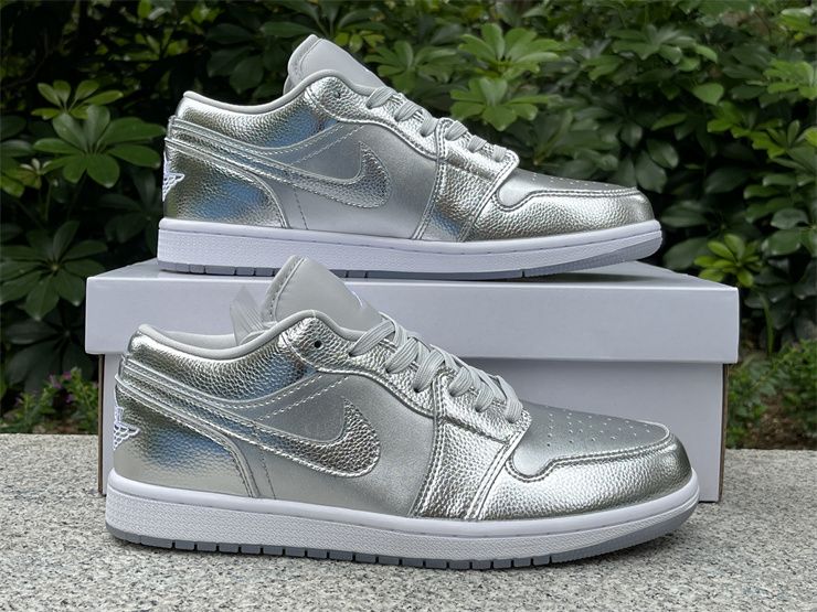 Cheap Air Jordan 1 Low WMNS Metallic Silver FN5030-001 Discount Sale