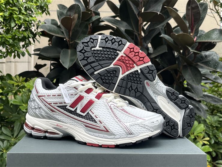 New Balance 1906R Low Silver Classic Crimson M1906REA