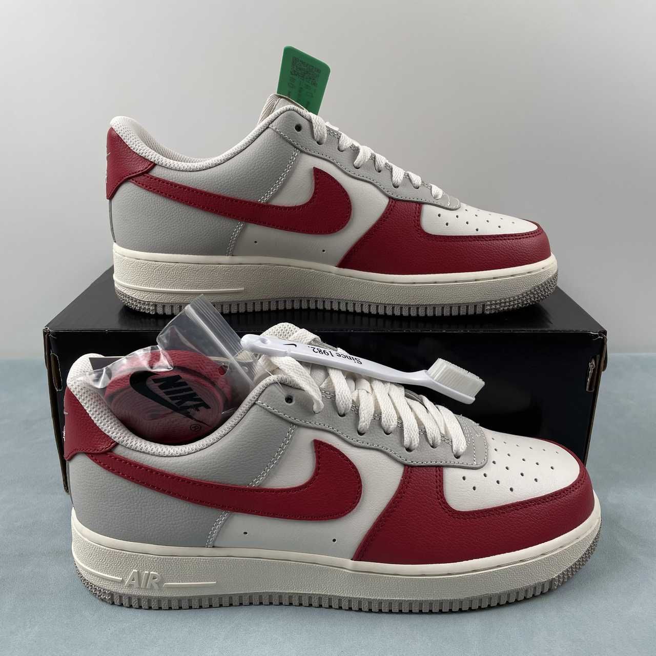 Nike Air Force 1 '07 LV8 Iron Ore Gym Red HJ9094-012